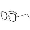 [10787] M-ARPT011 Kacamata Lensa Photocromic Anti Radiasi Wanita Bingkai Kotak Titanium Anti UV (M-ARPT011-Black/Black)
