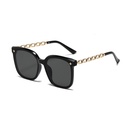 PL-H023 Kacamata Hitam Wanita Frame Model Rantai Logam Plastik Oversized Women Sunglasses Chain Frame Mode Fashion Ootd Style